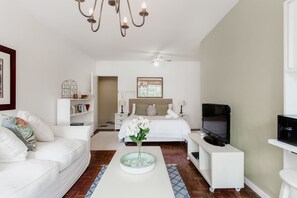 Living area - 219 St Martini (Cape Town)