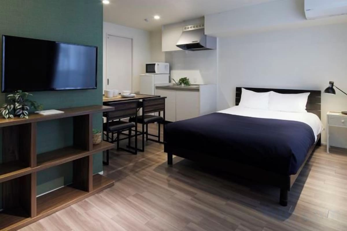 Iron/ironing board (on request), free WiFi, bed sheets