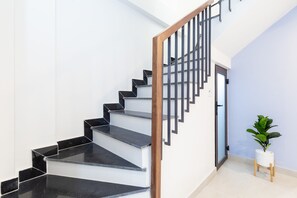 Staircase - Cozrum Homes Charming Corner (Ho Chi Minh City)