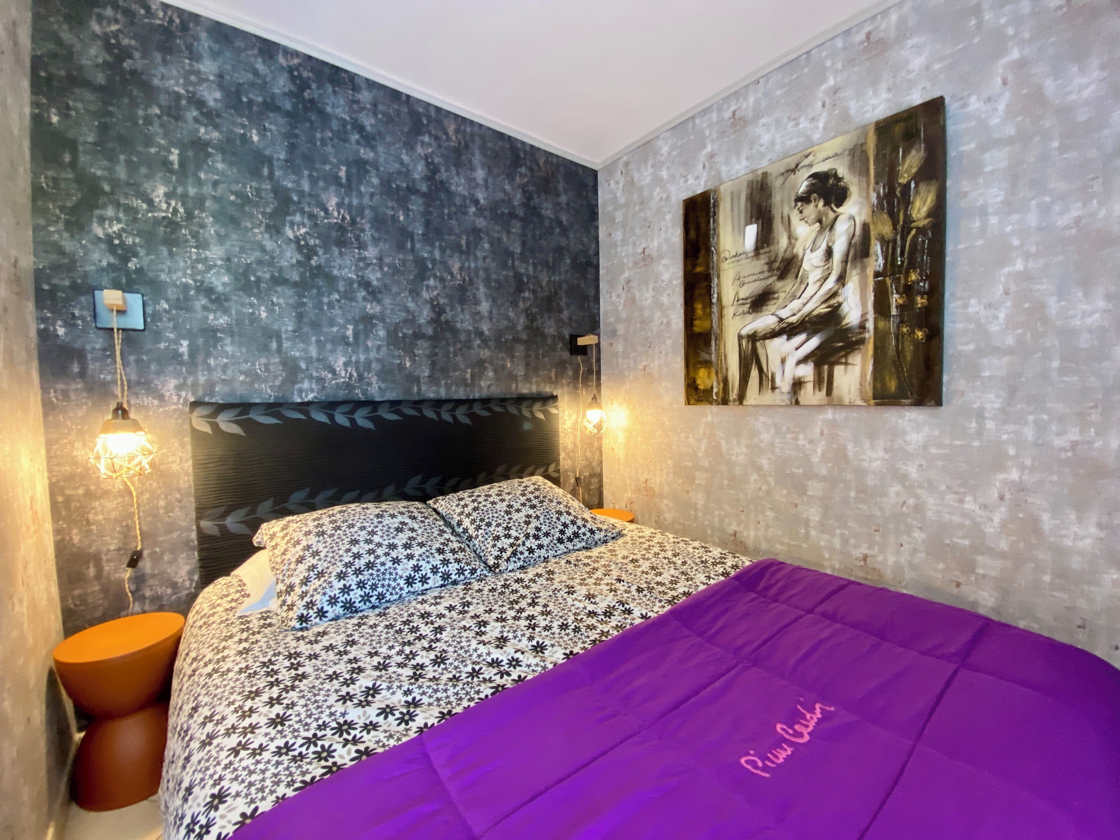 Suite estudio | Decoración personalizada y cortinas blackout 