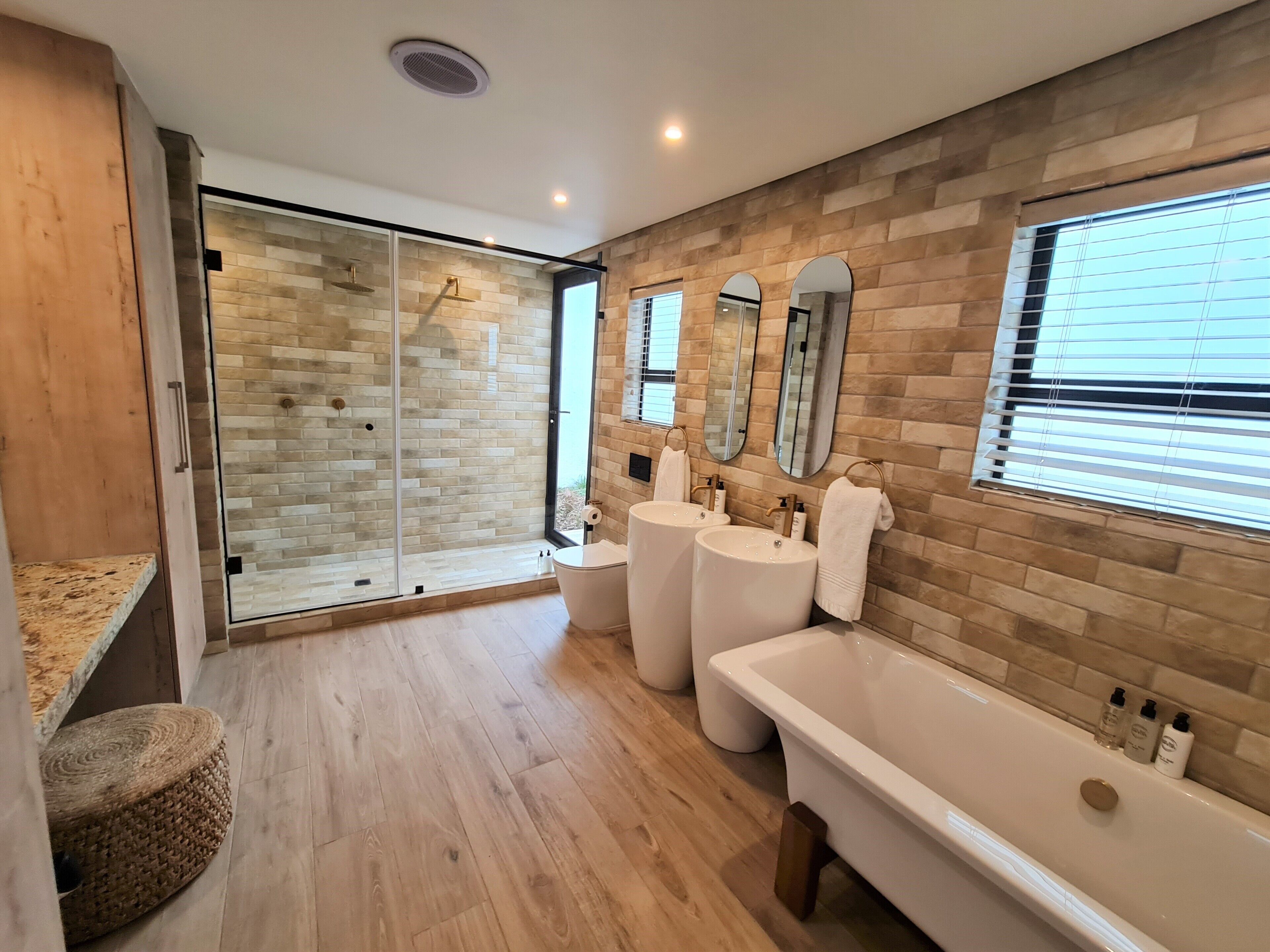 luxury tent | bathroom | shower, hair dryer, towels