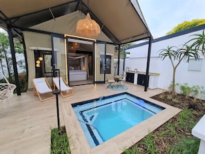 View from room - MINT Hotel 84 on Katherine (Sandton)