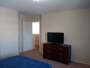 4 bedrooms, iron/ironing board, travel cot, free WiFi