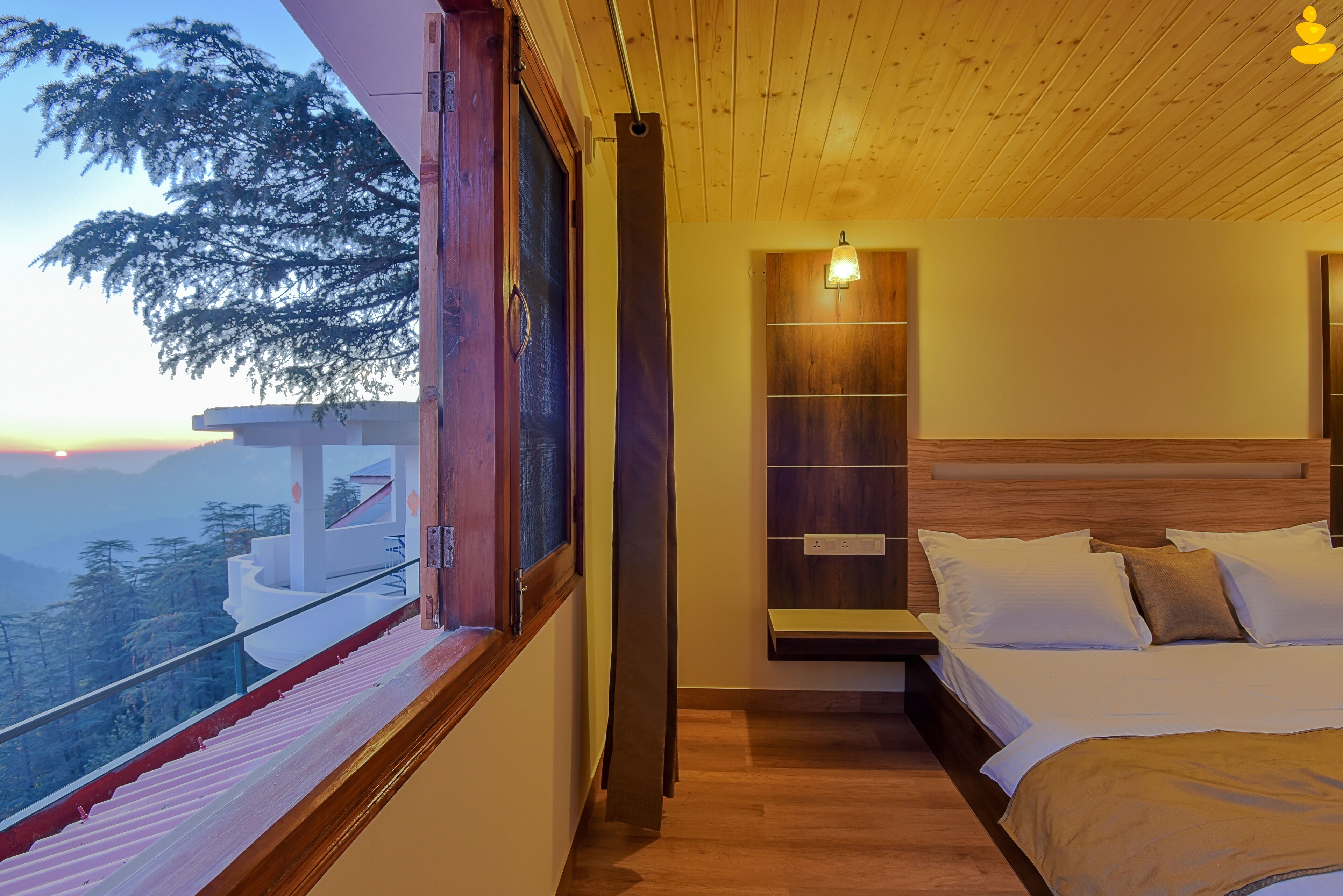 LivingStone 2 Room Cottage near Mall Road shimla