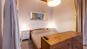 Leilighet, 1 soverom | 1 soverom, strykejern/-brett, wi-fi (inkludert) og sengetøy
