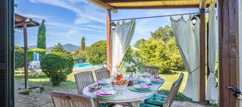 lovely ground floor cottage, sleeps 6 set in a tranquil ,private and panoramic position – completely