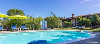 lovely ground floor cottage, sleeps 6 set in a tranquil ,private and panoramic position – completely