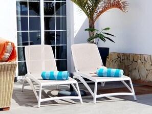 Terrace/patio - Spacious three bedroom holiday home with pool (La Caleta)