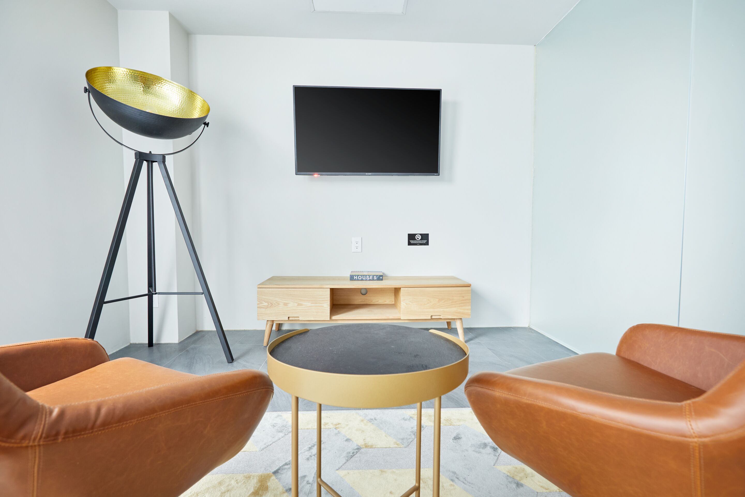 Sonder The Slate | Superior King Room