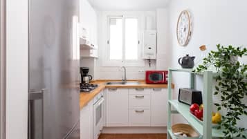 Microwave, oven, dishwasher