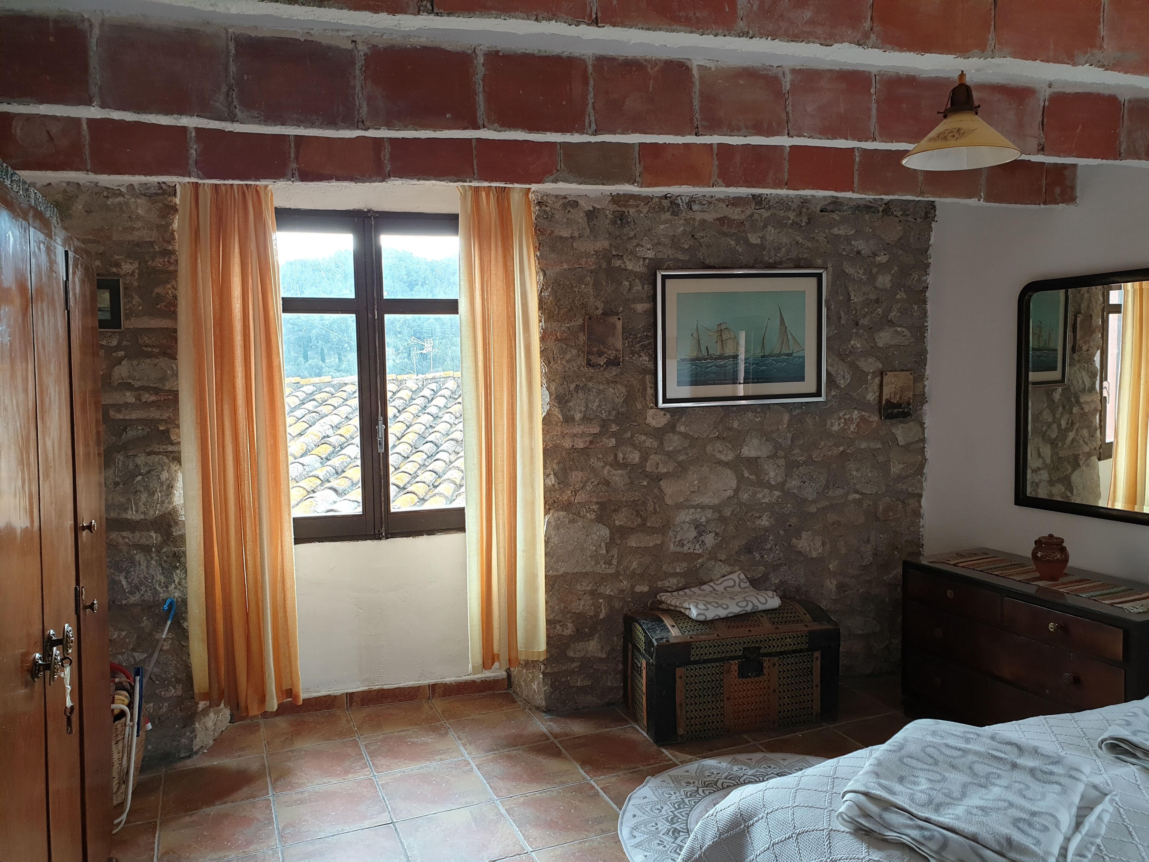 4 chambres, bureau, fer et planche à repasser, Wi-Fi gratuit