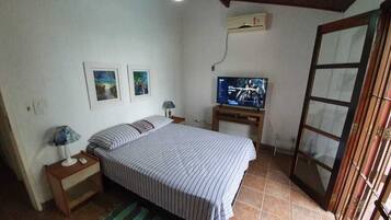 4 quartos, Wi-Fi de cortesia, roupa de cama