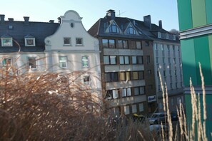 Exterior - Modern university/business apartment near HBF & Stadthalle (Elberfeld)