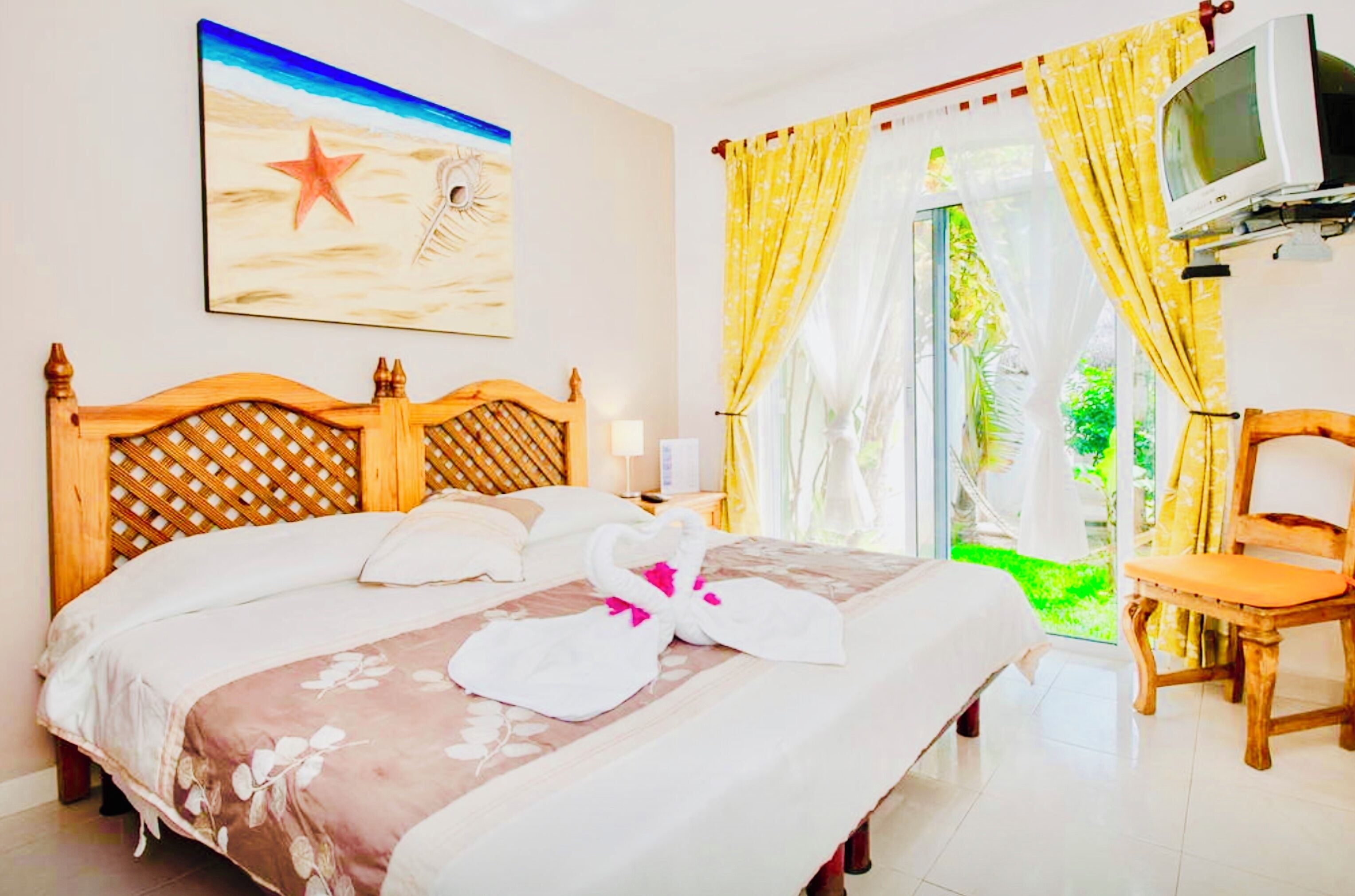 Villa, 4 Bedrooms, Balcony, Garden View | 4 bedrooms