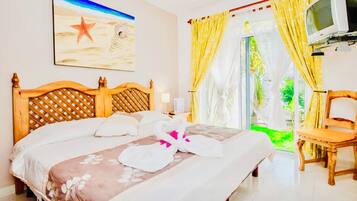 Villa, 4 Bedrooms, Balcony, Garden View | 4 bedrooms