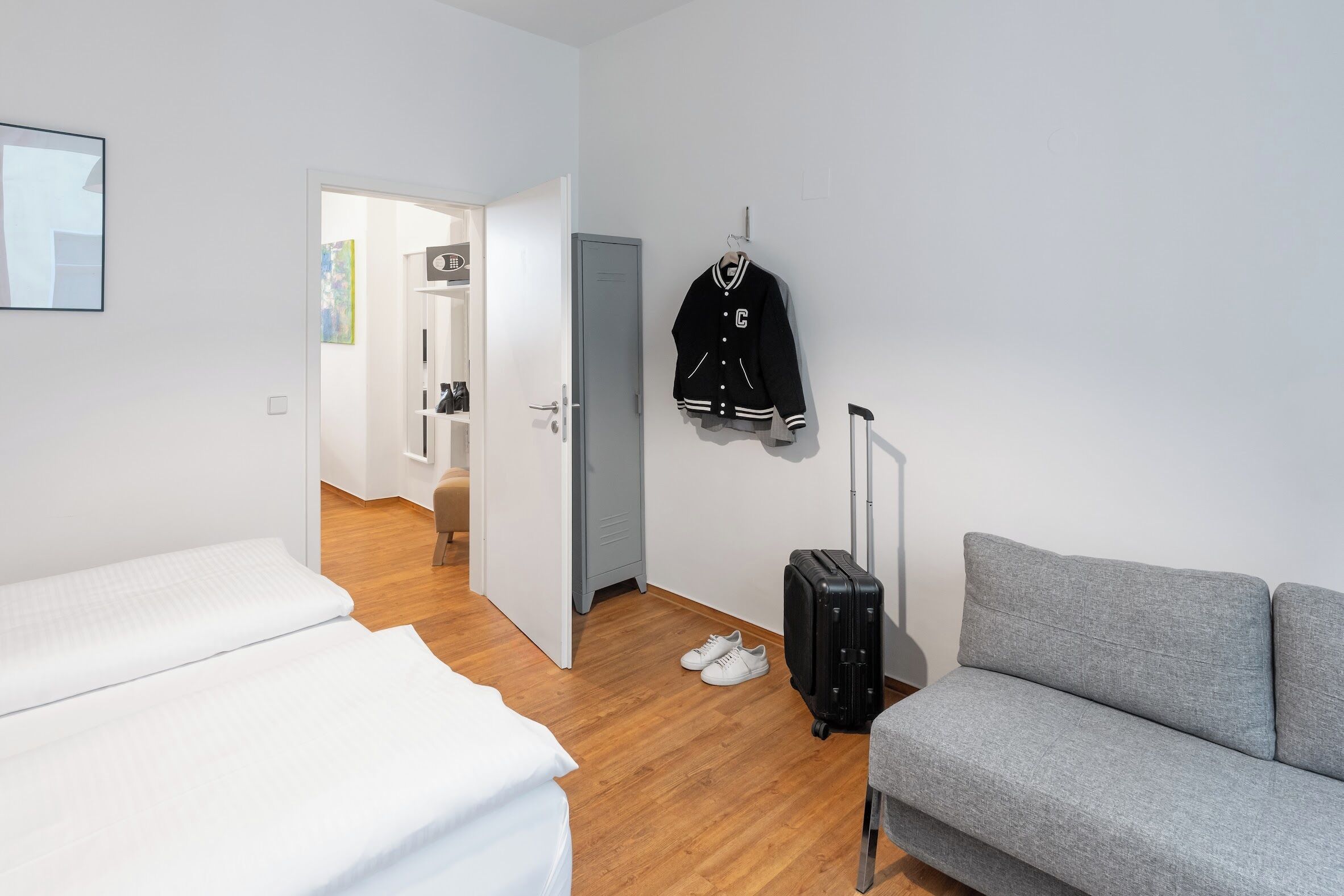 2 bedrooms, in-room safe, iron/ironing board, travel cot