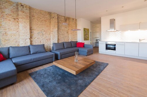 Floor 1 (Apt. 2 + 3) - 195 SQM & 5 BR - DESIGN APARTMENT // ENTIRE FLOOR