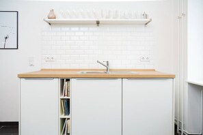 Interior - Floor 2 (Apt. 4 + 5) 195 SQM & 5 BR // ENTIRE FLOOR: MAX 21 PERSONS (Mitte / Moabit (Berlin))