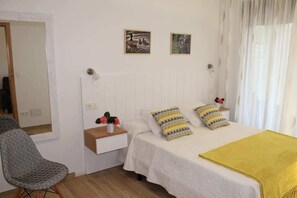 1 habitación y ropa de cama 
