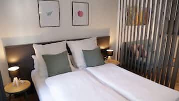 In-room safe, iron/ironing board, travel cot, WiFi