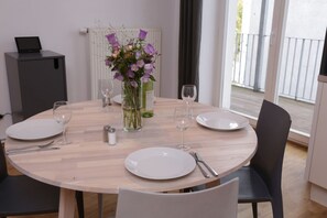 Dining - 80QM CONTEMPORARY DESIGN APARTMENT by BENSIMON (4) (Prenzlauer Berg (Berlin))