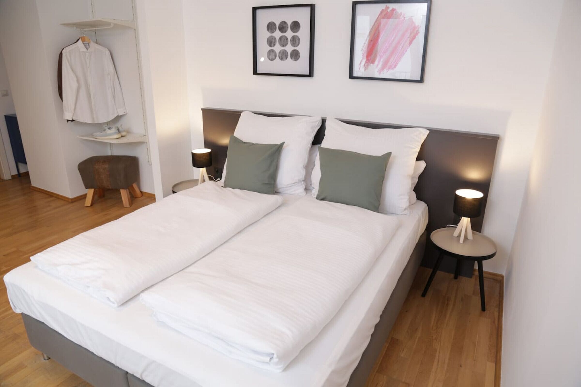 1 Schlafzimmer, Zimmersafe, Bügeleisen/Bügelbrett, Reisekinderbett