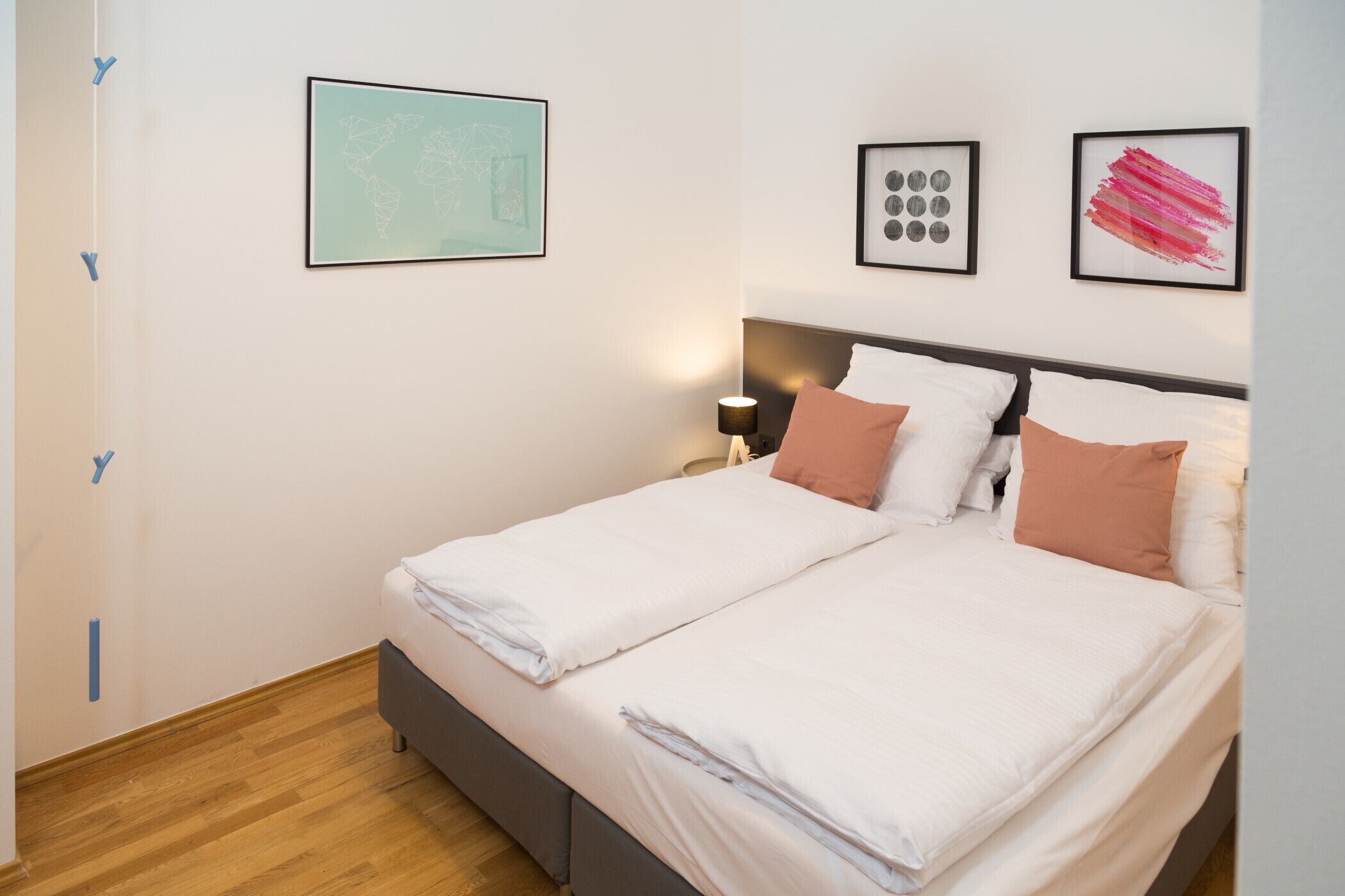 Great and modern apartment with balcony in a perfect location (2)