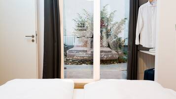 1 habitación y caja de seguridad en la habitación