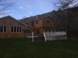 Exterior - Safe and Private Catskills Modern Farmhouse (Delancey)