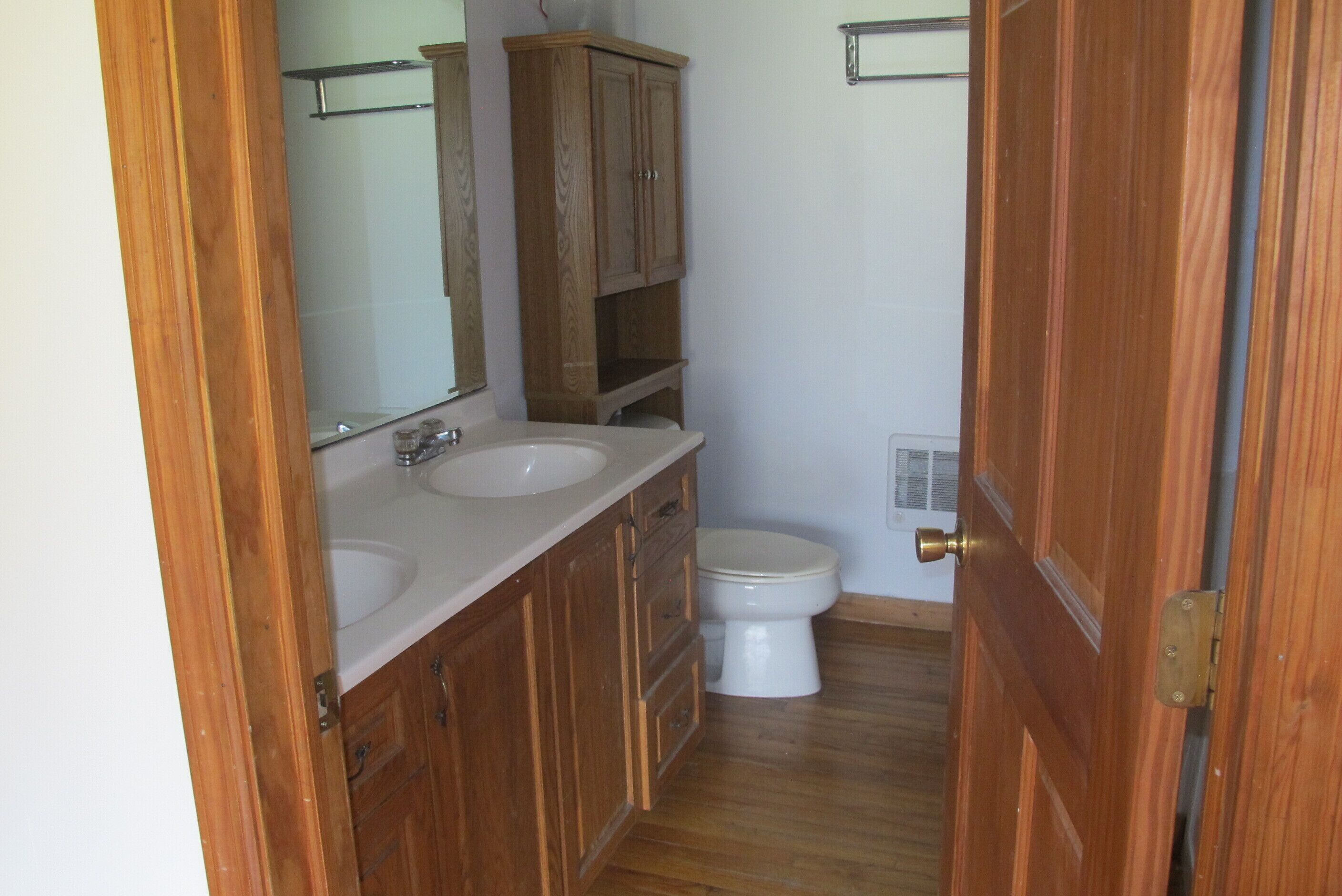 Safe and Private Catskills Modern Farmhouse