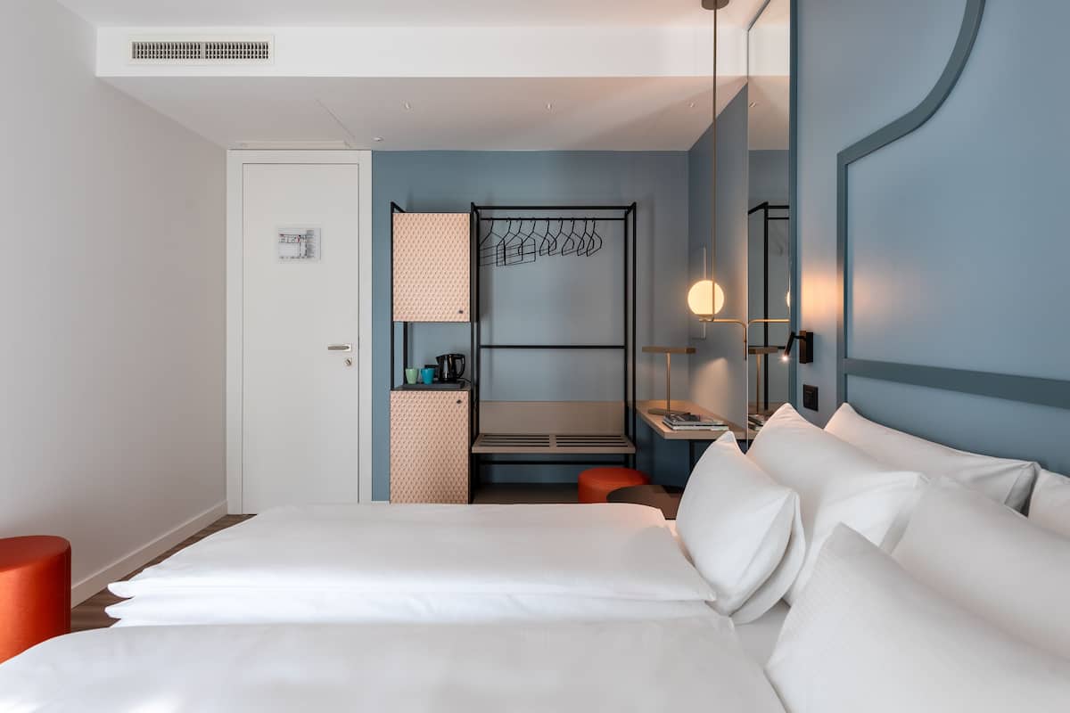 Phòng Economy (Energia) | Bộ đồ giường cao cấp, chăn bông, nệm Select Comfort, minibar 