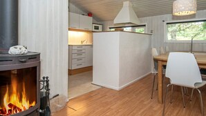 Unclassified image, 5 of 24, button - Sprawling Holiday Home in Jutland With Swimming Pool (Ebeltoft)
