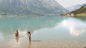 Beach - 10 Person Holiday Home in Oppstryn (Stryn)