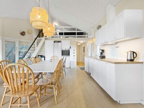 Interior - Holiday Home Near Scenic Limfjord (Logstor)