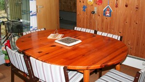 House | Dining - Quaint Holiday Home in Aakirkeby near Beach (Akirkeby)