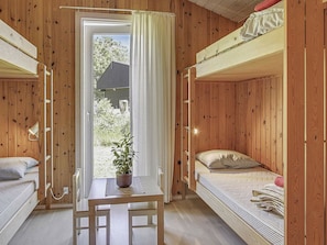 2 bedrooms, individually furnished, cots/infant beds - Secluded Holiday Home In Jutland near Beach (Nykobing Mors)