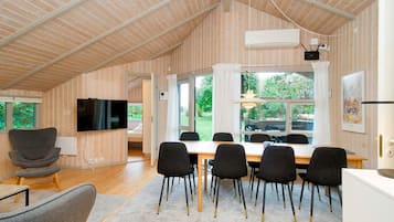 House | Tempat makan