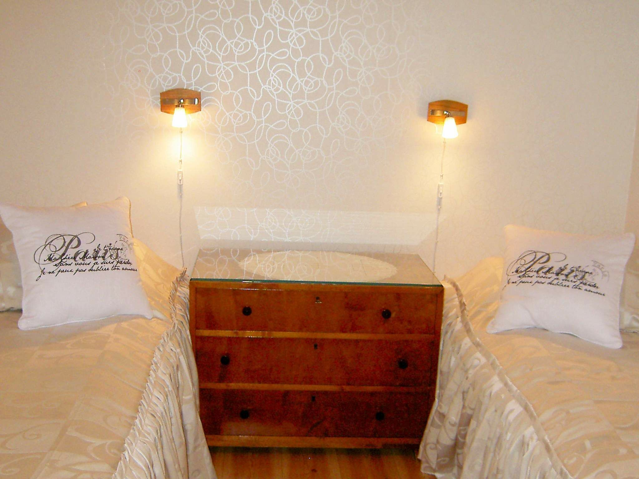 1 bedroom, individually furnished