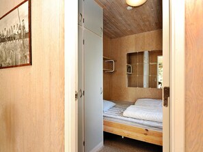 2 bedrooms, individually furnished, cribs/infant beds