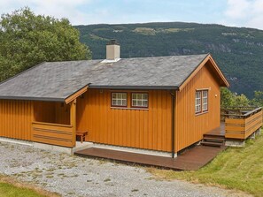 House | Exterior - Holiday Home in Utvik (Stryn)