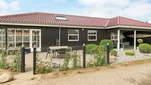 Exterior - Modern Holiday Home in Fredericia With Sauna (Borkop)