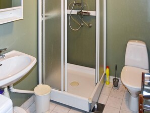 Apartment | Bathroom