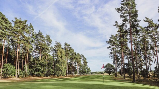 Hus | Golf