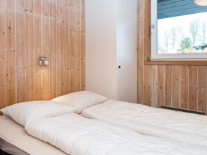 House | 4 bedrooms - 8 Person Holiday Home in Hejls (Hejls)