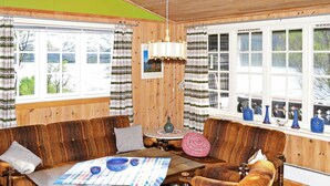 Fireplace - 4 Person Holiday Home in Laupstad (Vagan)