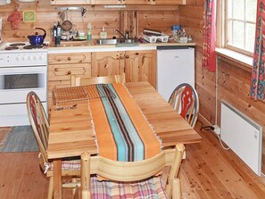 House | Private kitchen - 5 Person Holiday Home in Brekke (Gulen)