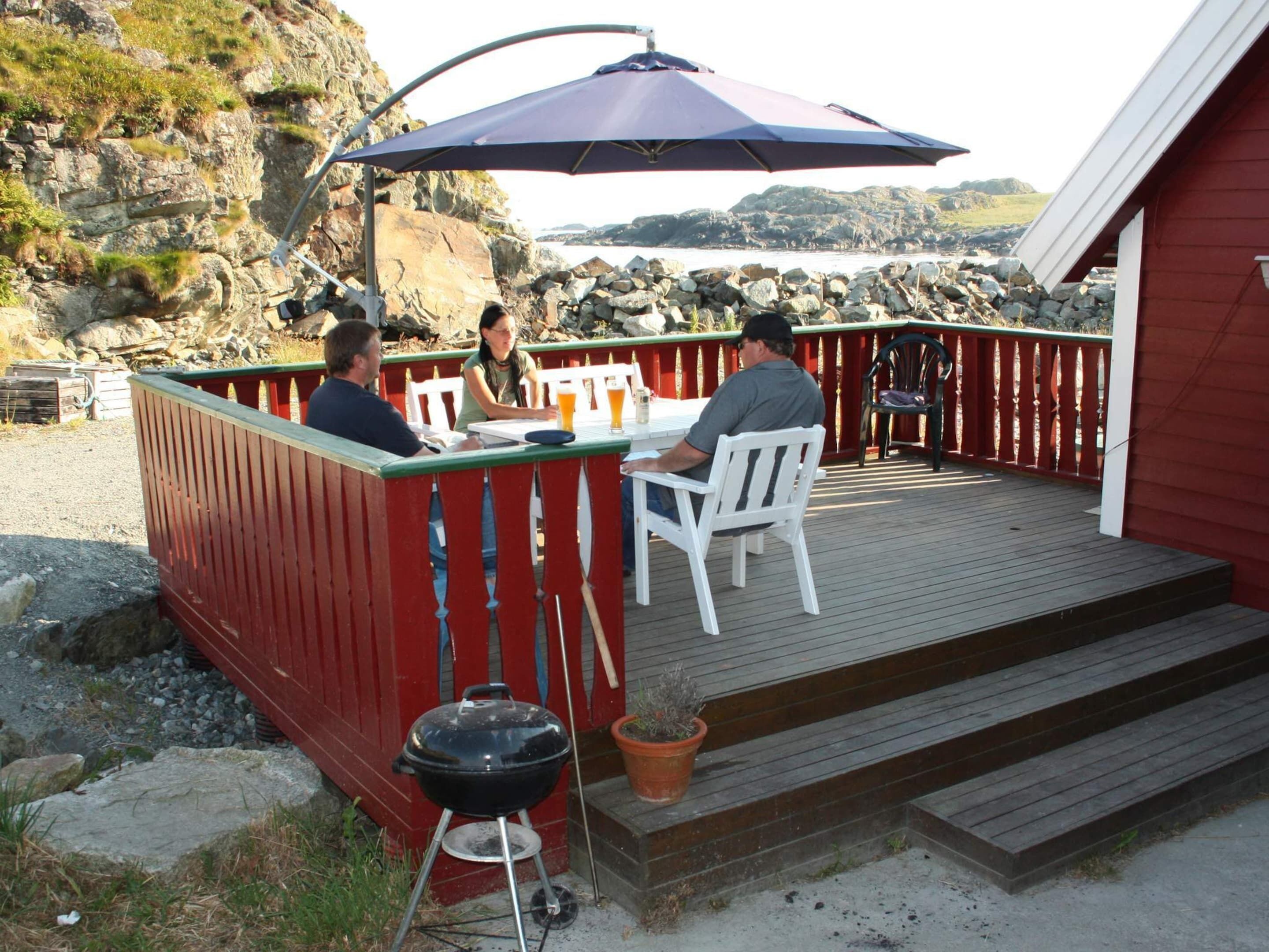 House | Outdoor dining