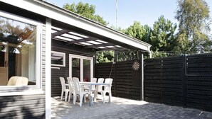 Exterior - Spacious Holiday Home in Nakskov With Terrace (Nakskov)