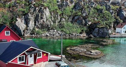 6 Person Holiday Home in Rubbestadneset