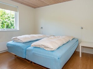 Uklassifisert bilde, 4 av 40, knapp